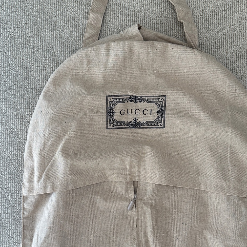 Gucci Tan Garment Bag - Picture 2 of 2